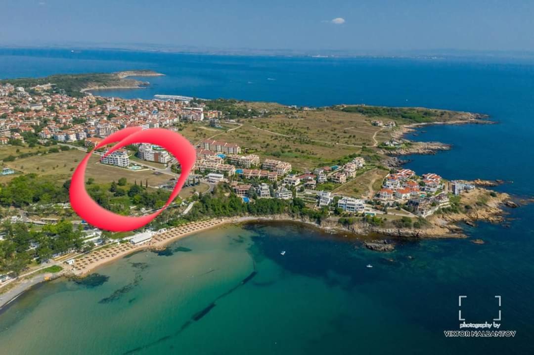 July'S Island Deluxe Apartamento Chernomorets Exterior foto