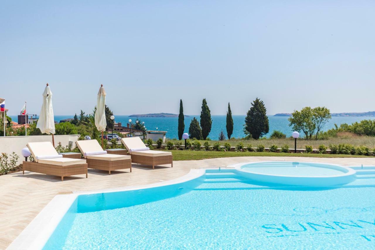 July'S Island Deluxe Apartamento Chernomorets Exterior foto